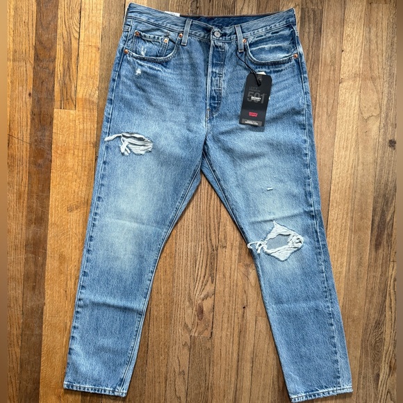NWT Women’s Levi’s Premium Skinny Leg Jeans - Picture 1 of 3